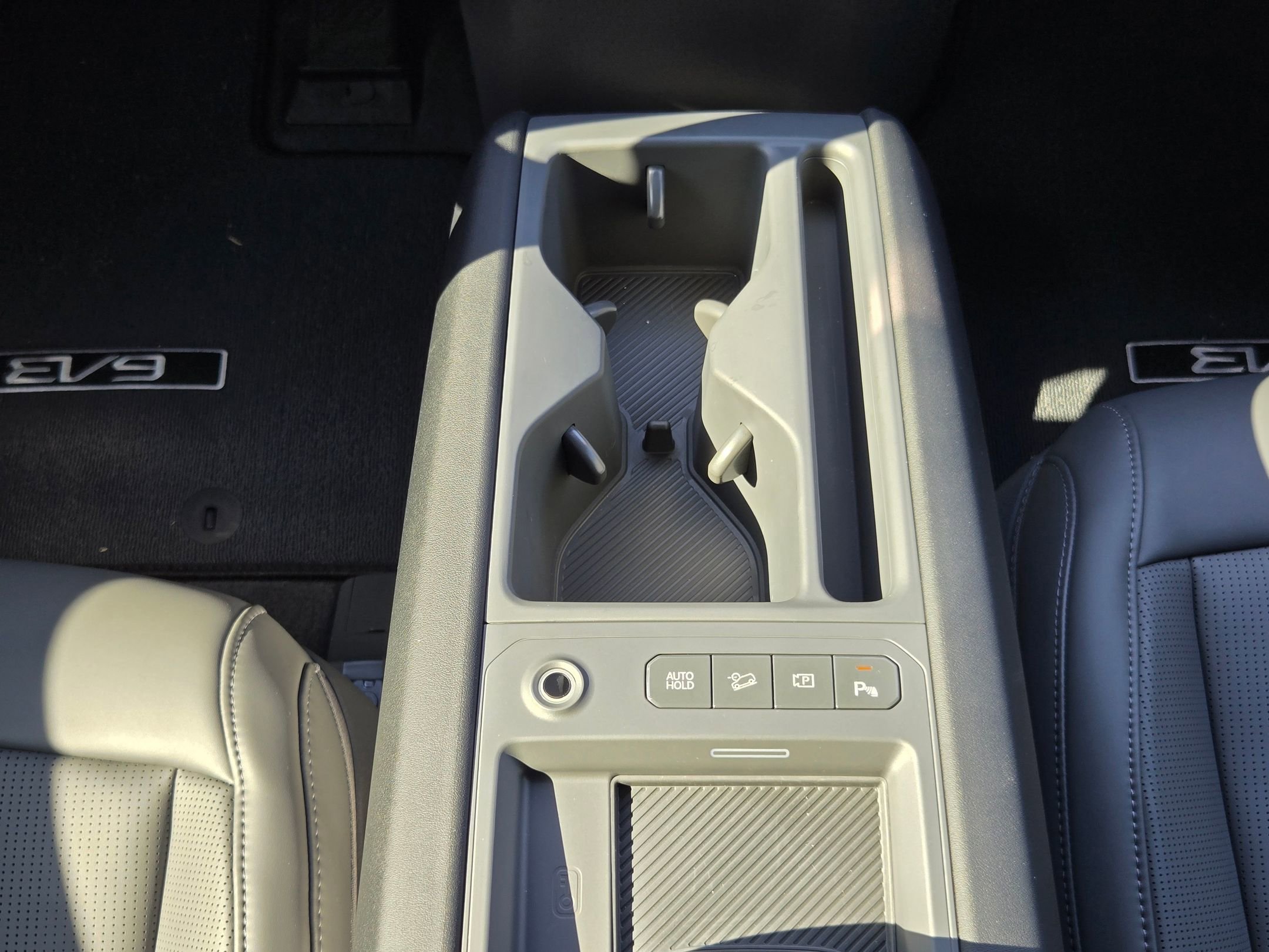 2026 Kia EV9 Light - Photo 12