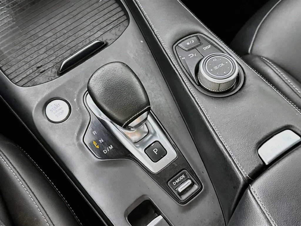 Certified Used 2020 Blue INFINITI LUXE image 22