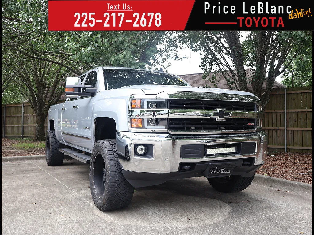 2015 Chevrolet Silverado HD LTZ 4WD Crew Cab Long Box's photo