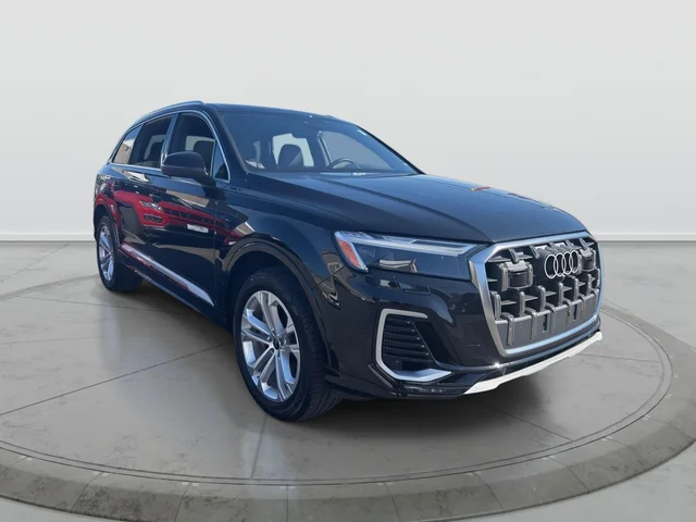Pre-Owned 2025 Audi Q7 55 Premium Plus