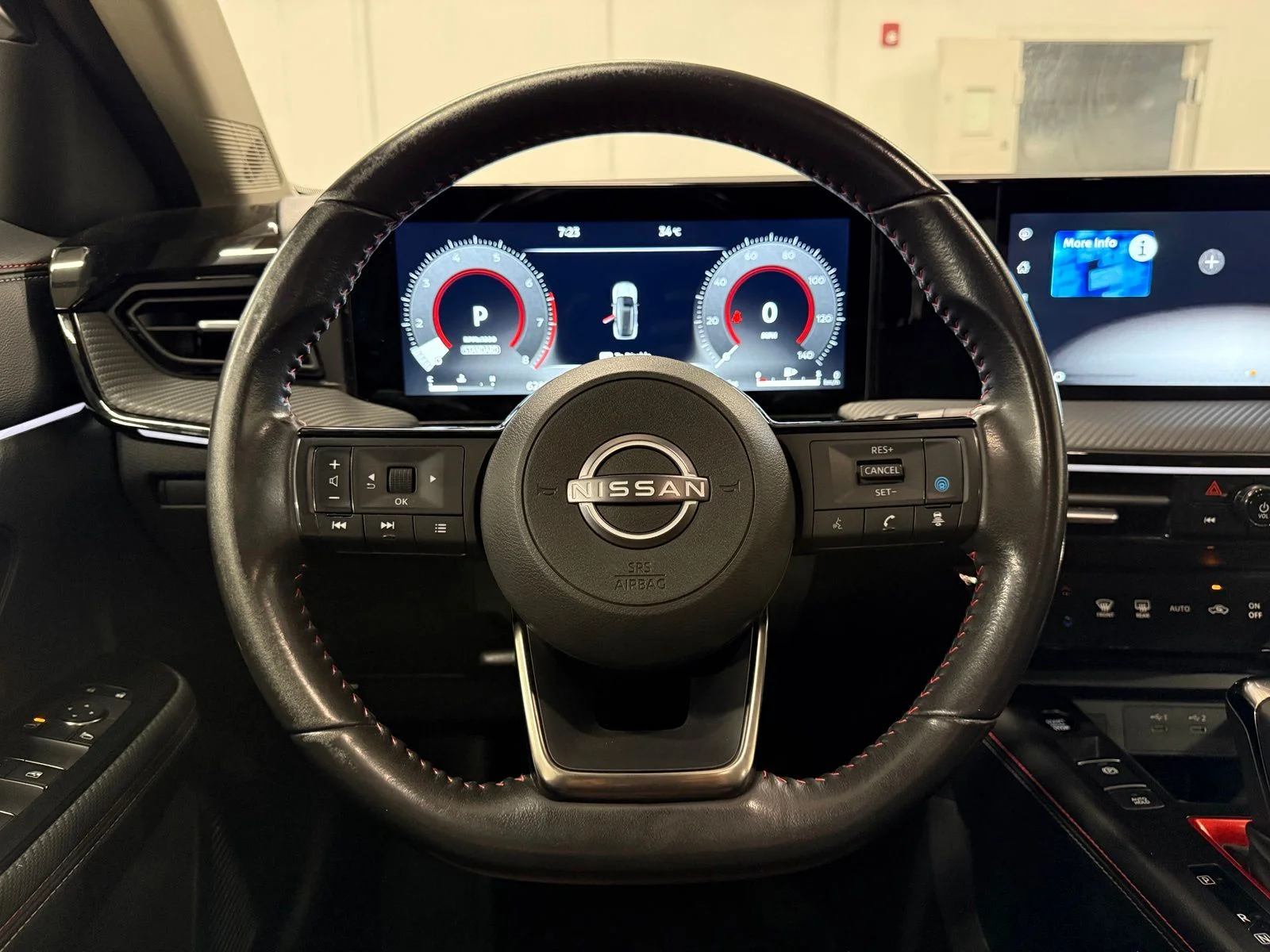 Used 2025 White Nissan SR image 12
