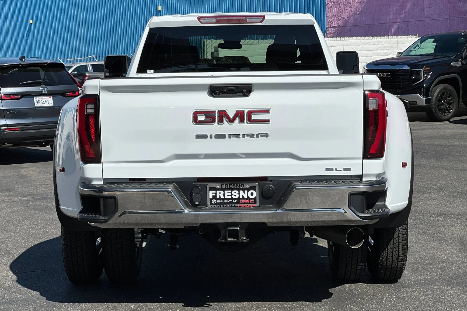 New 2026 Summit White GMC SLE DRW image 5
