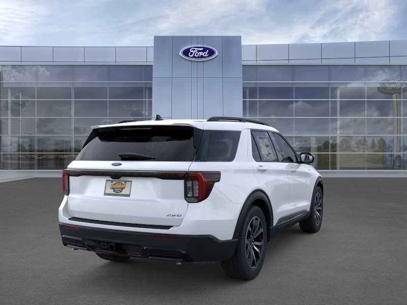 New 2026 Star White Metallic Tri-Coat Ford ST-Line image 31