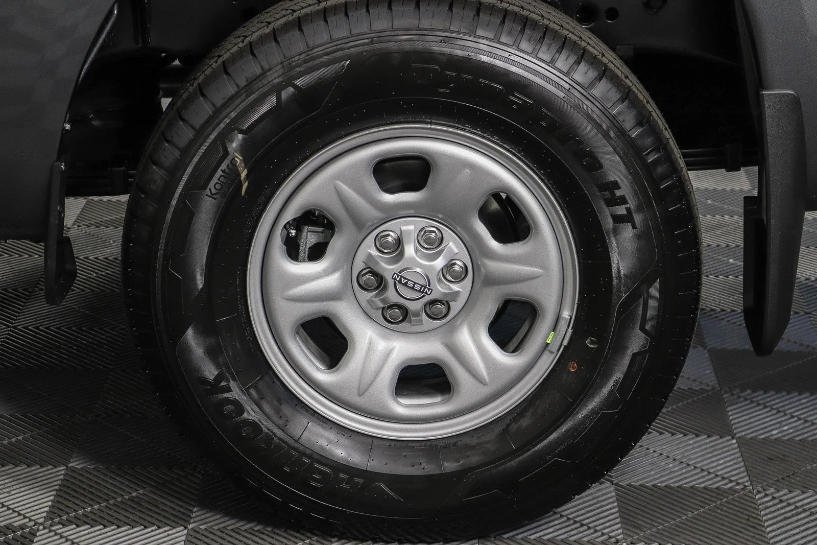 New 2027 Gray Nissan S image 12