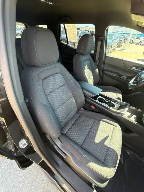2025 Chevrolet Equinox LT - Photo 39