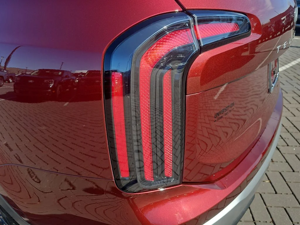 Used 2023 Red Kia SX image 33
