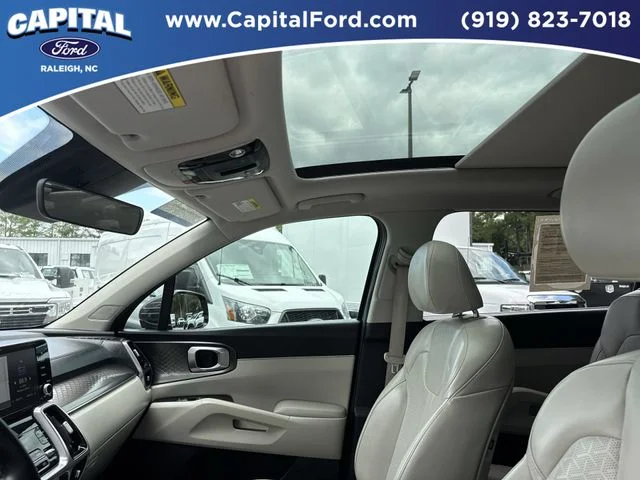 Used 2022 Gray Kia EX image 22