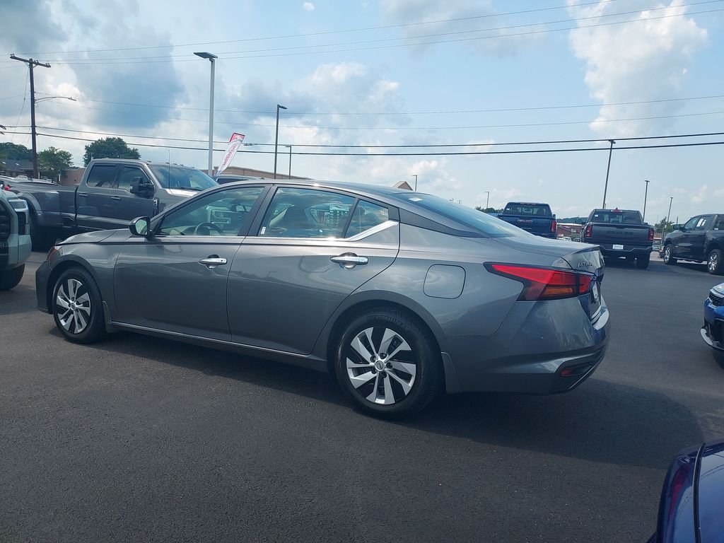 Used 2024 Gray Nissan 2.5 S image 3