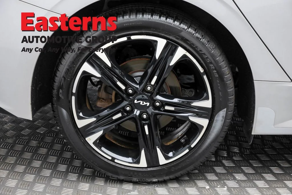 Used 2022 Gray Kia GT-Line image 29