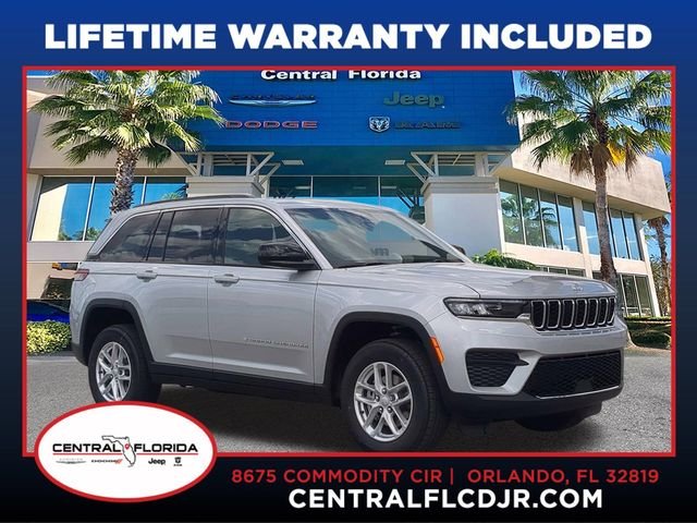 New 2026 Silver Zynith Exterior Paint Jeep Laredo X image 1