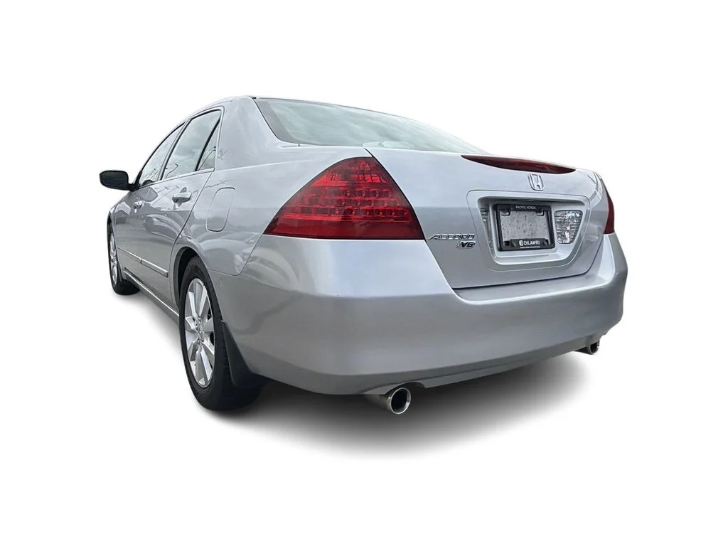 Used 2006 Alabaster Silver Metallic Honda Sedan EX V6 at Dilawri Certified   Local BC   Regu image 10