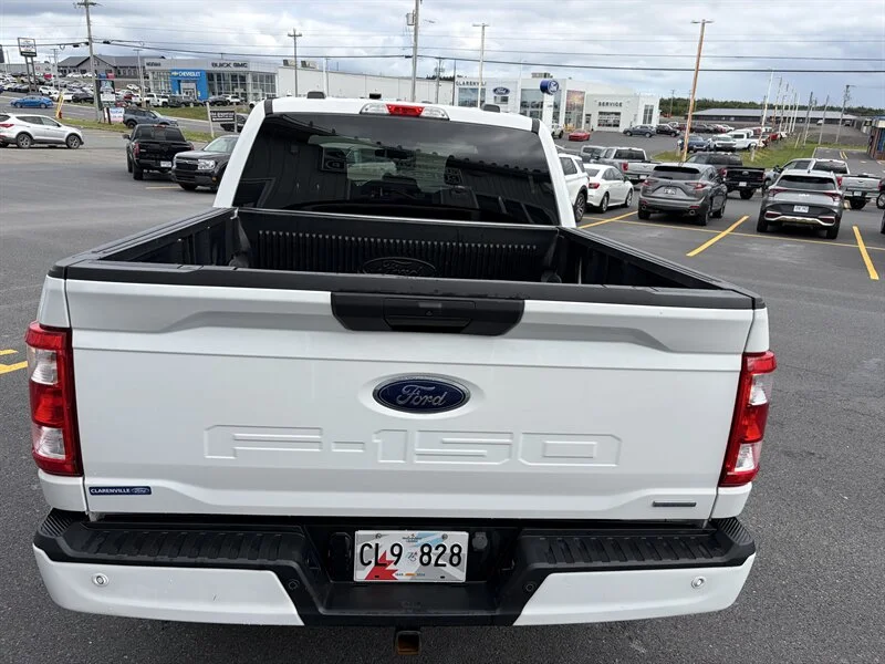 Used 2023 White Ford XLT image 12