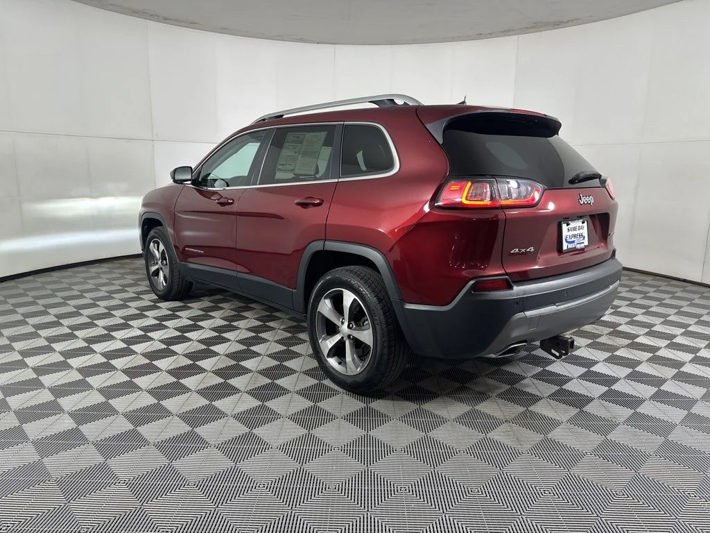 Used 2020 Red Jeep Limited image 7