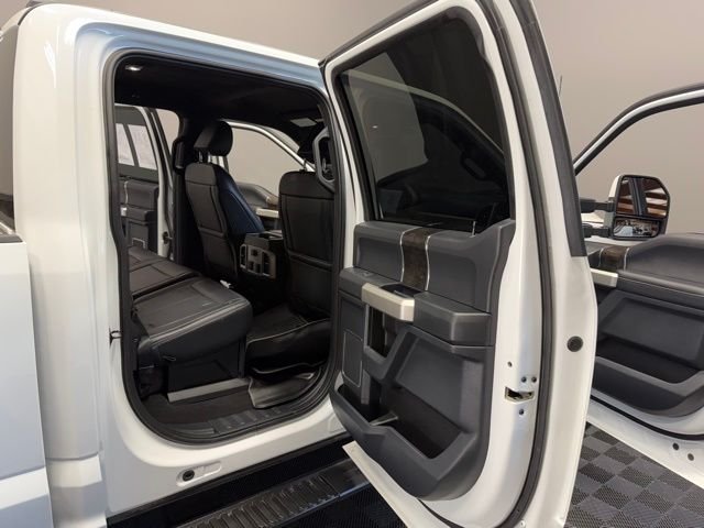 Used 2022 Oxford White Ford Lariat image 24