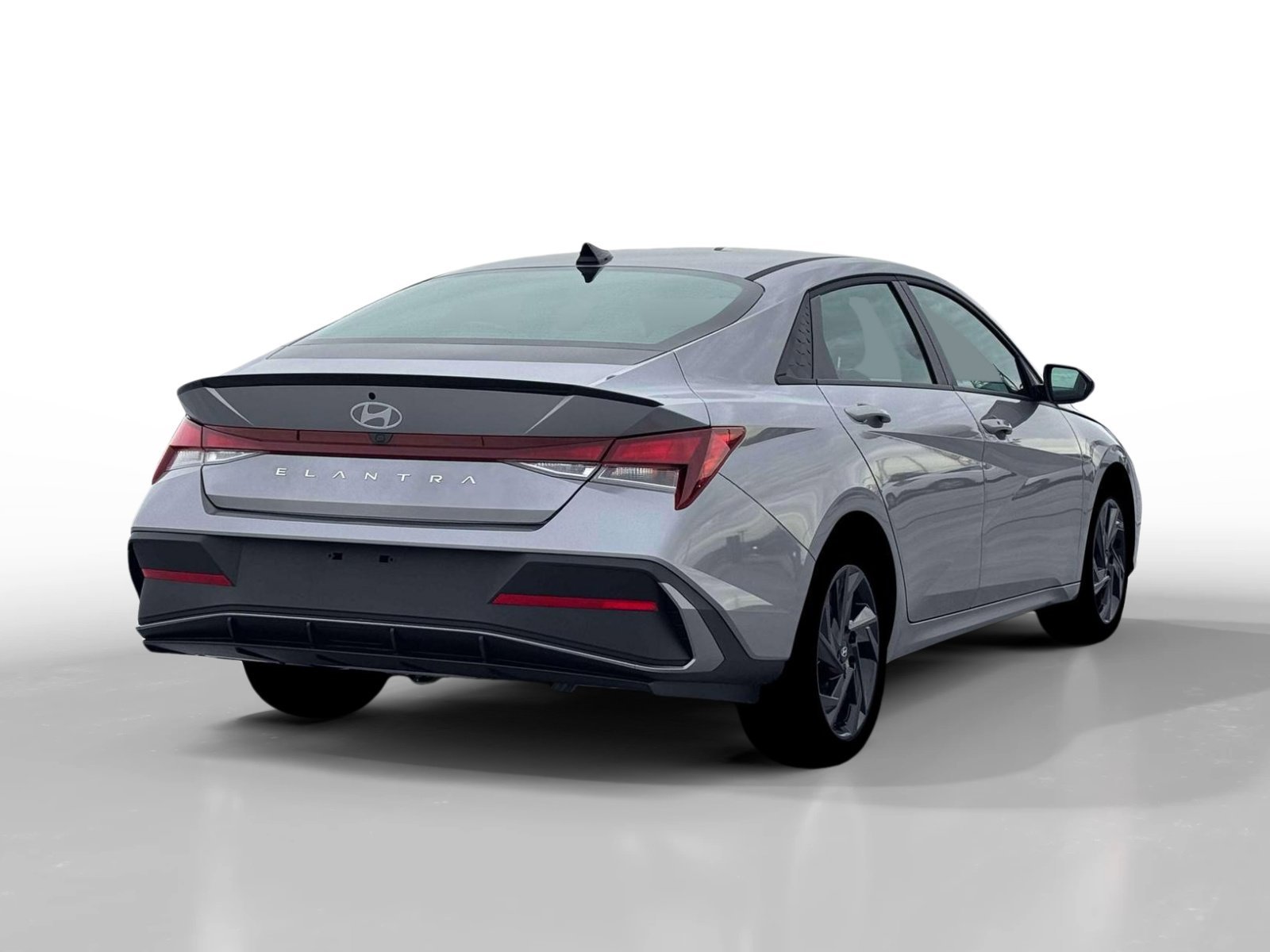 New 2026 Fluid Metal Hyundai SEL Sport image 7