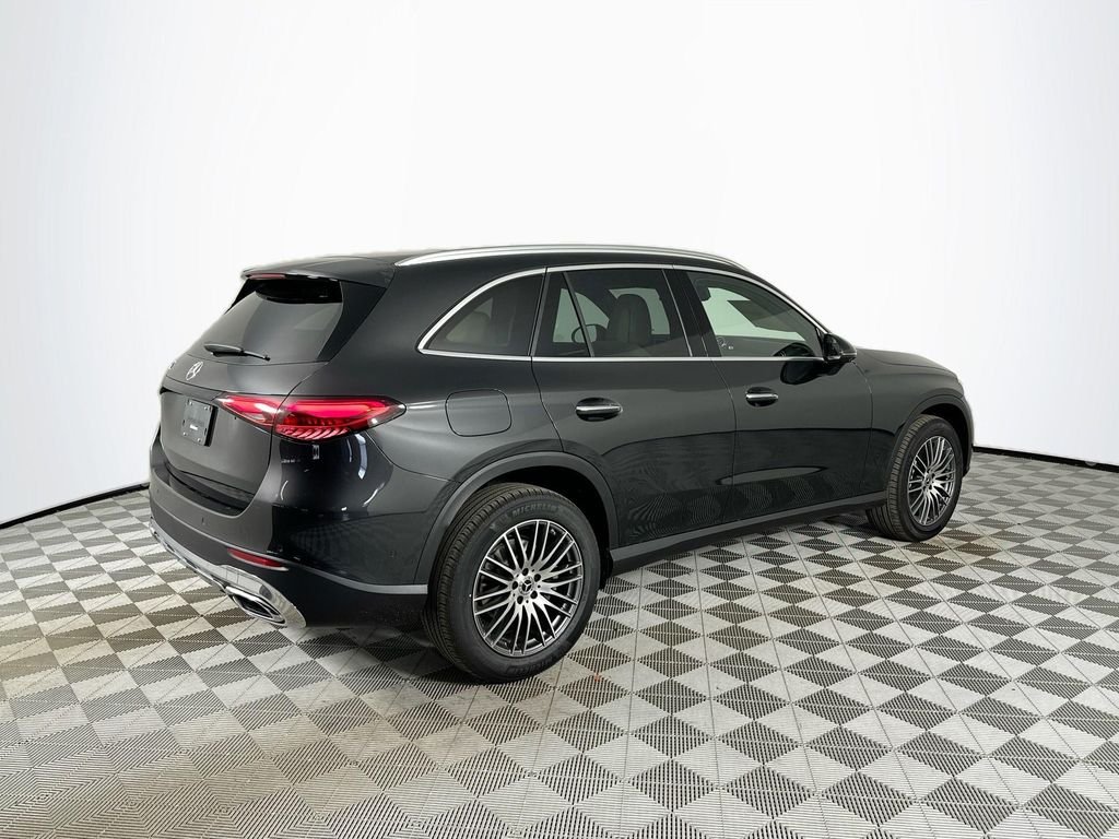 New 2026 Graphite Grey Metallic Mercedes-Benz GLC 300 image 7