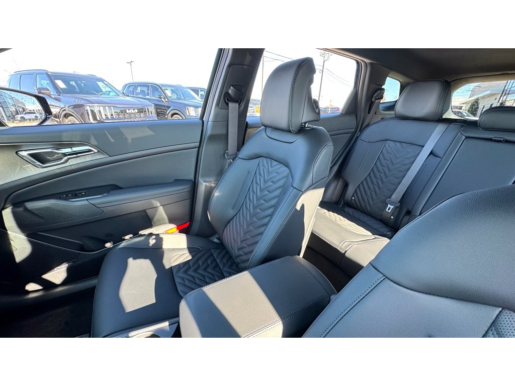 New 2026 Fusion Black Kia X-Line Prestige image 10