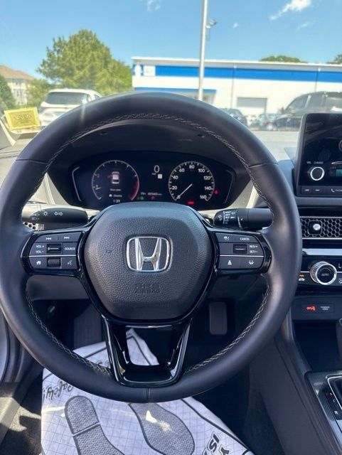 Used 2023 Lunar Silver Metallic Honda 1.5T 4D EX image 23