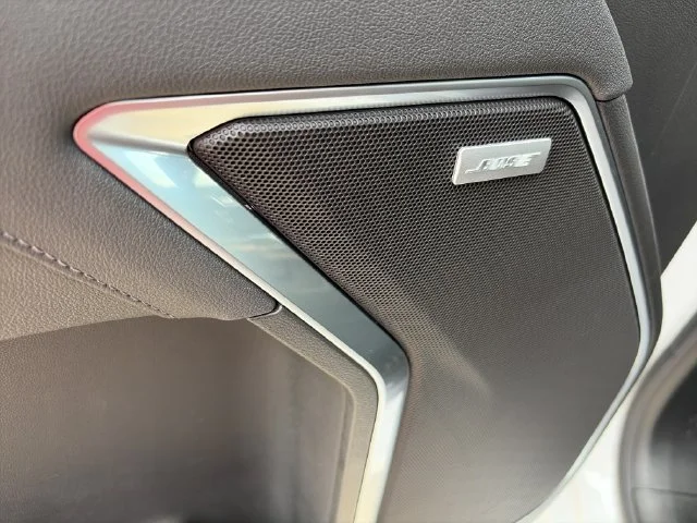 New 2026 White GMC Elevation image 16