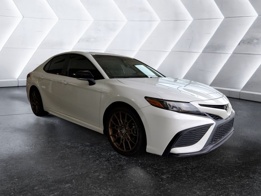 Used 2023 White Toyota SE Nightshade image 1