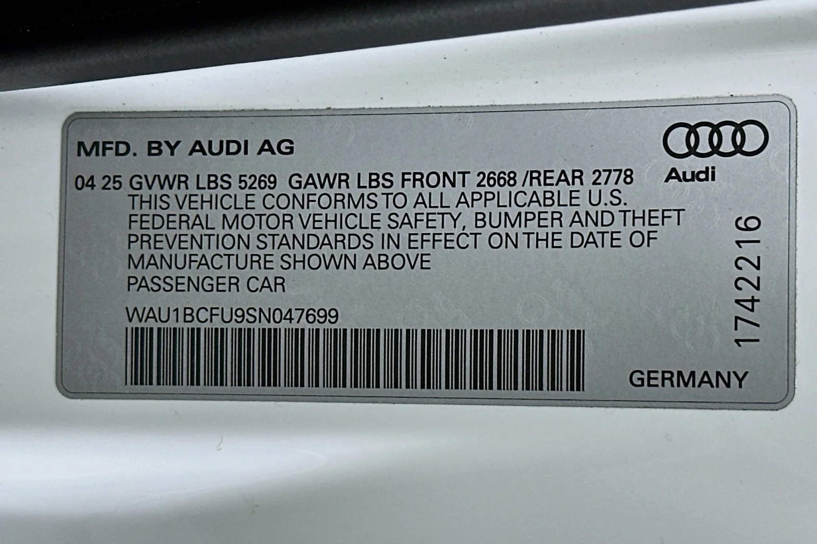 Used 2025 Arkona White Audi Premium image 24