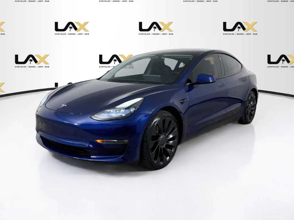 Used 2022 Blue Tesla Performance image 3