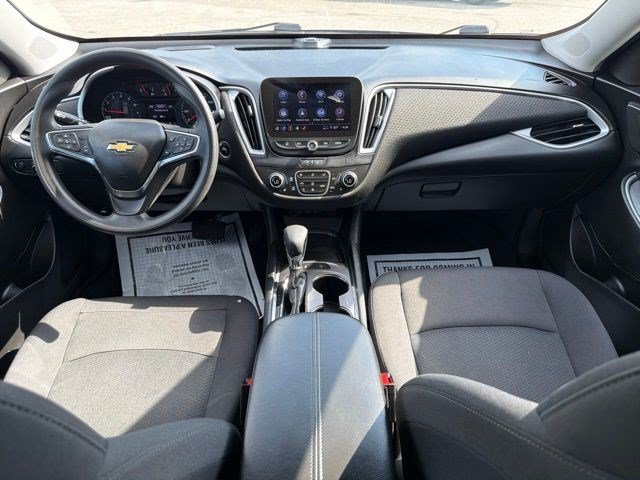 Used 2024 Lakeshore Blue Metallic Chevrolet LT image 25