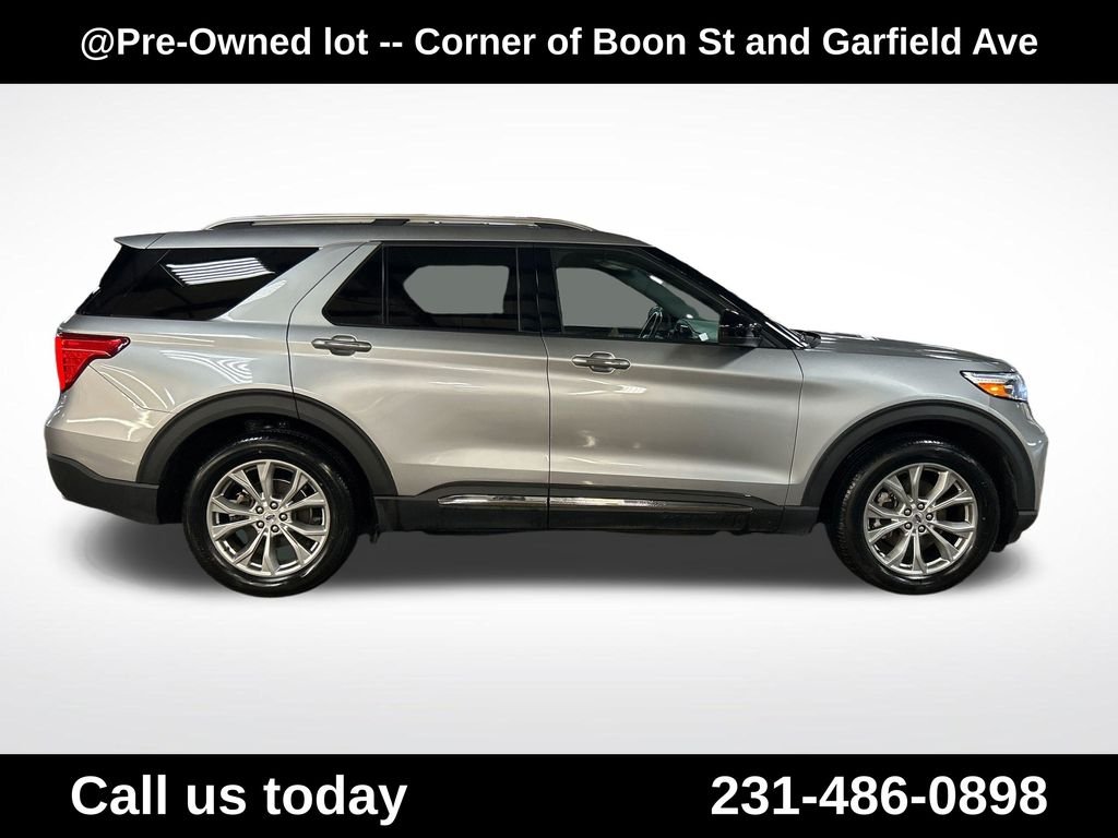 Used 2023 Silver Ford Limited image 6