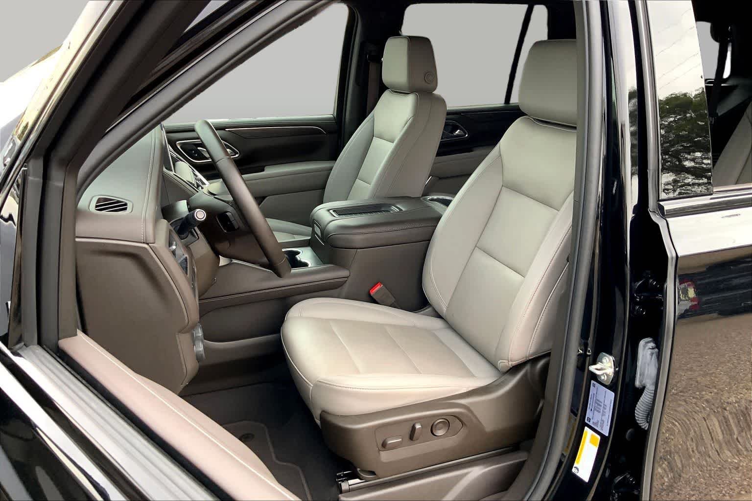 Used 2024 Black Chevrolet Z71 image 8