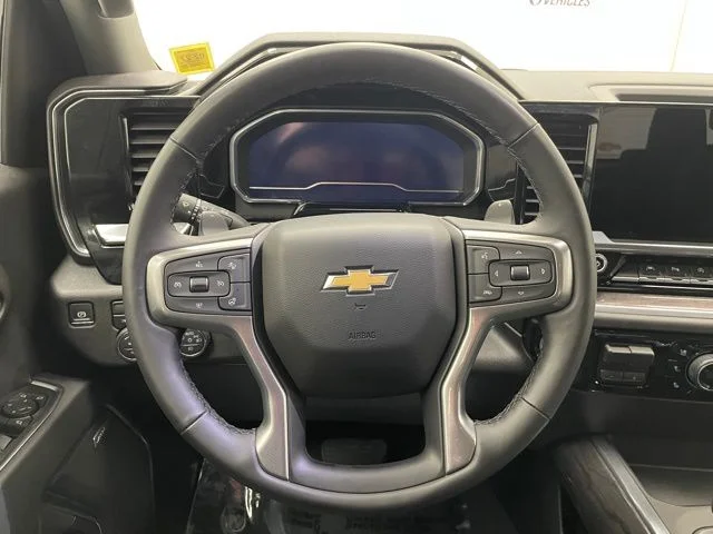 2025 Chevrolet Silverado 1500 LTZ - Photo 14