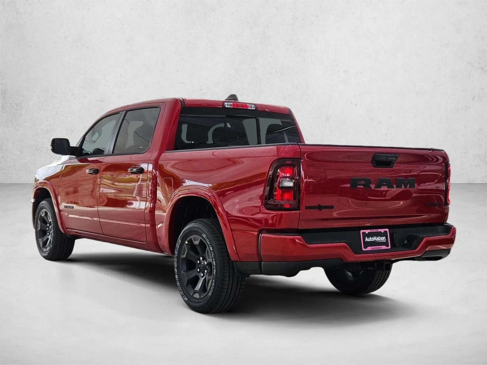 New 2026 Molten Red Pearl-Coat Exterior Paint RAM Lone Star image 9