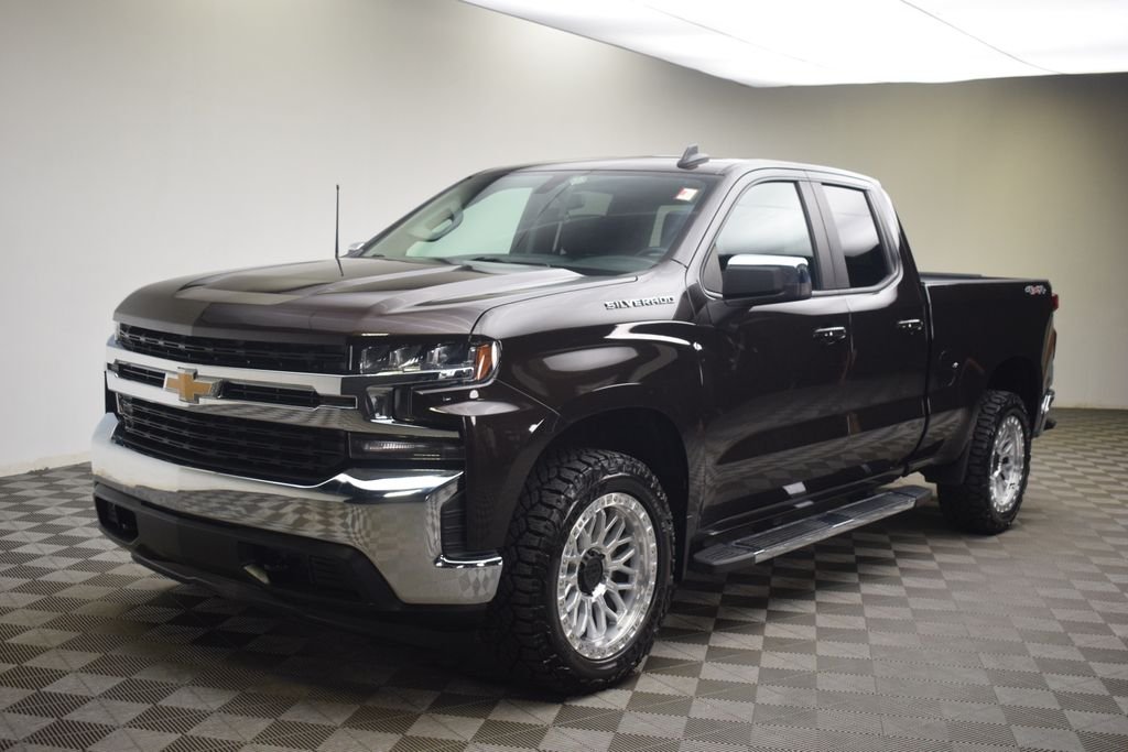 Used 2019 Brown Chevrolet LT image 2