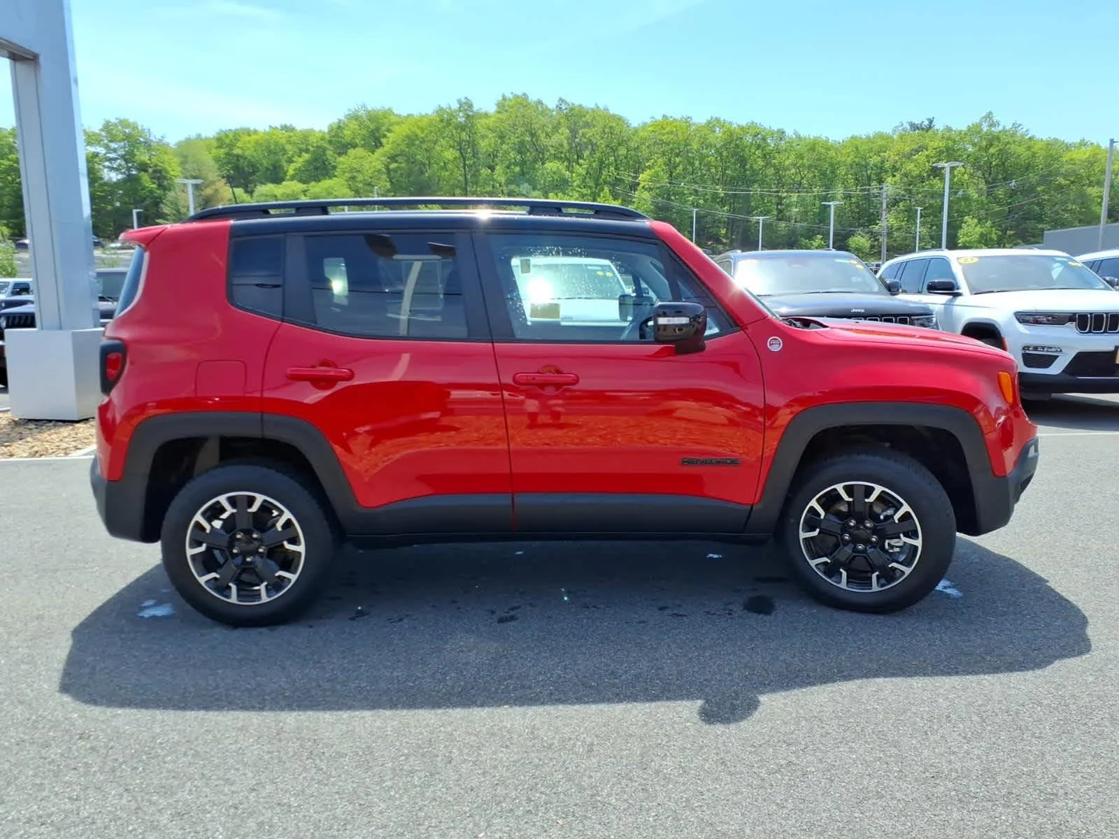 Certified Used 2023 Colorado Red Clearcoat Jeep Trailhawk image 6