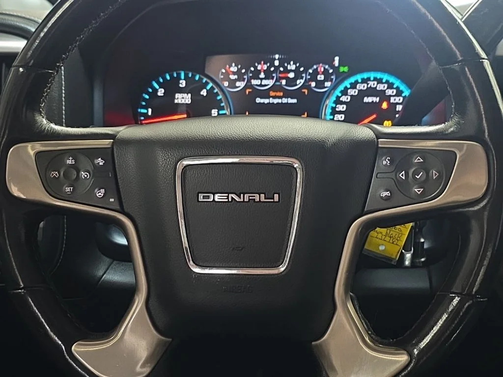 Used 2017 Onyx Black GMC Denali image 18