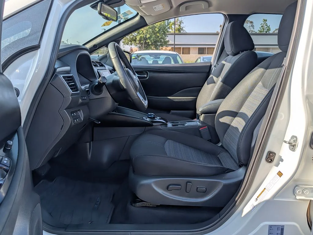 Used 2024 Black Nissan SV Plus image 11