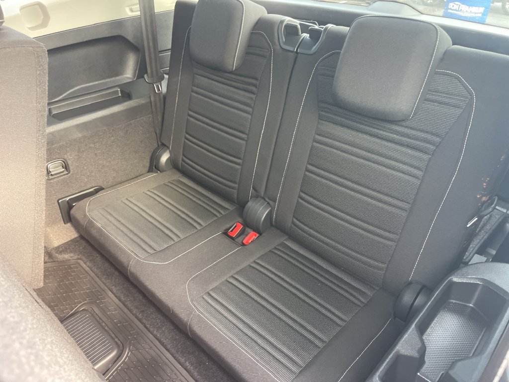 Used 2023 Silver Volkswagen 2.0T S image 23