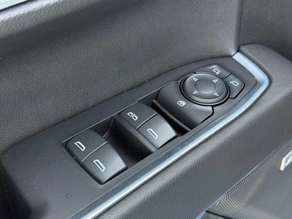 Used 2022 Glacier Blue Metallic Chevrolet RST image 30