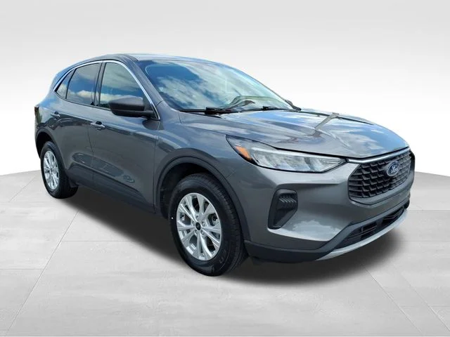 Used 2023 Gray Ford Active image 14