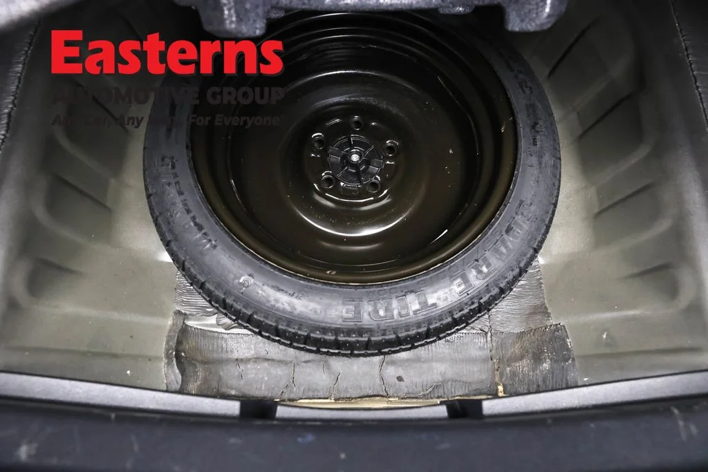 Used 2023 Gray Nissan 2.5 SR image 22