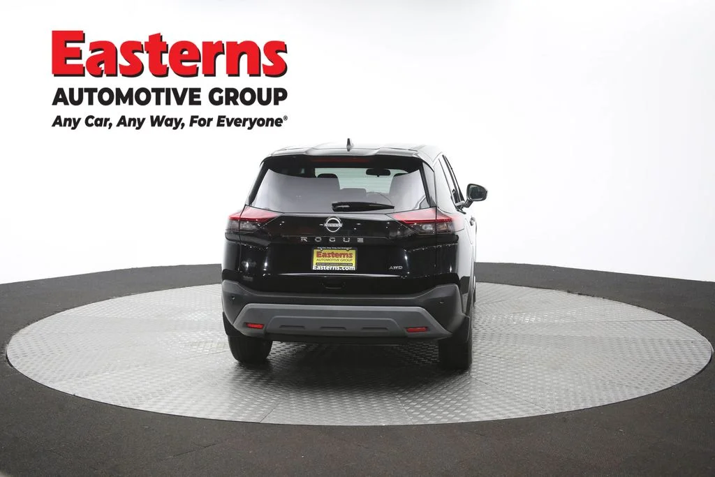 Used 2023 Black Nissan S image 37