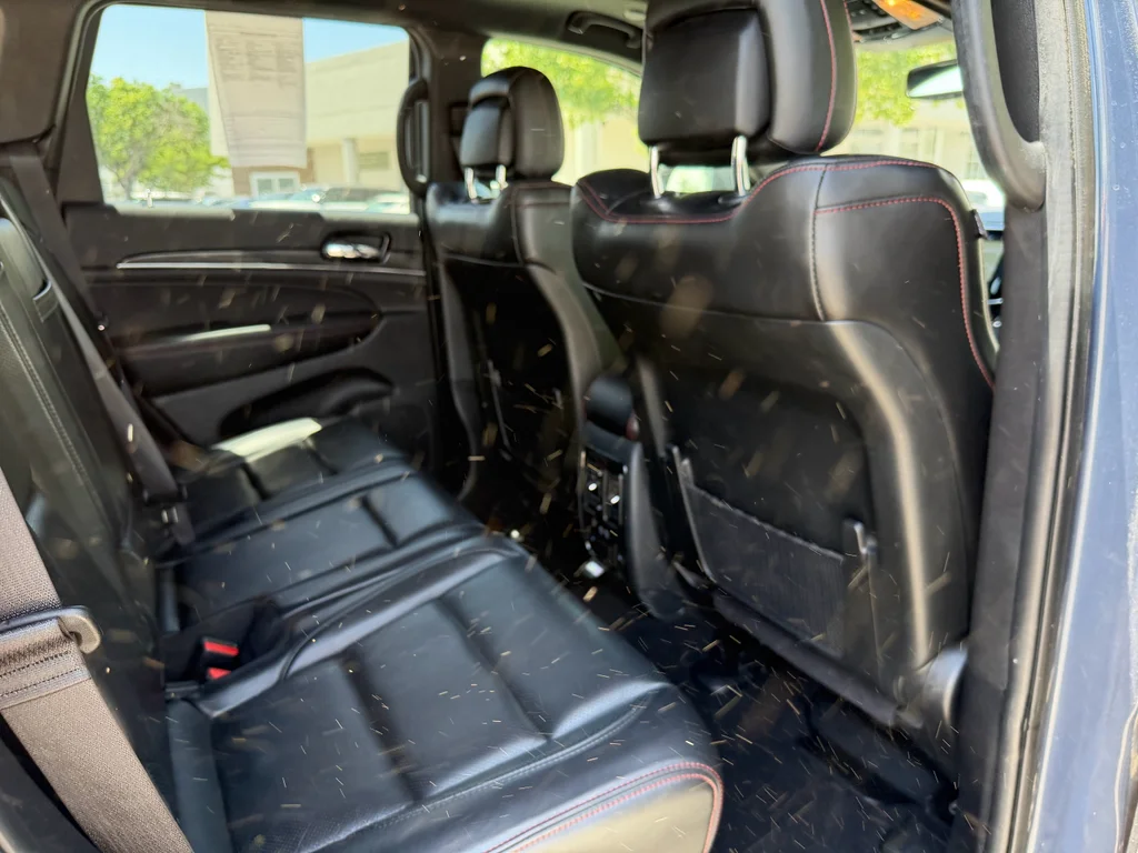 Used 2019 Slate Blue Pearlcoat Jeep Trailhawk image 32
