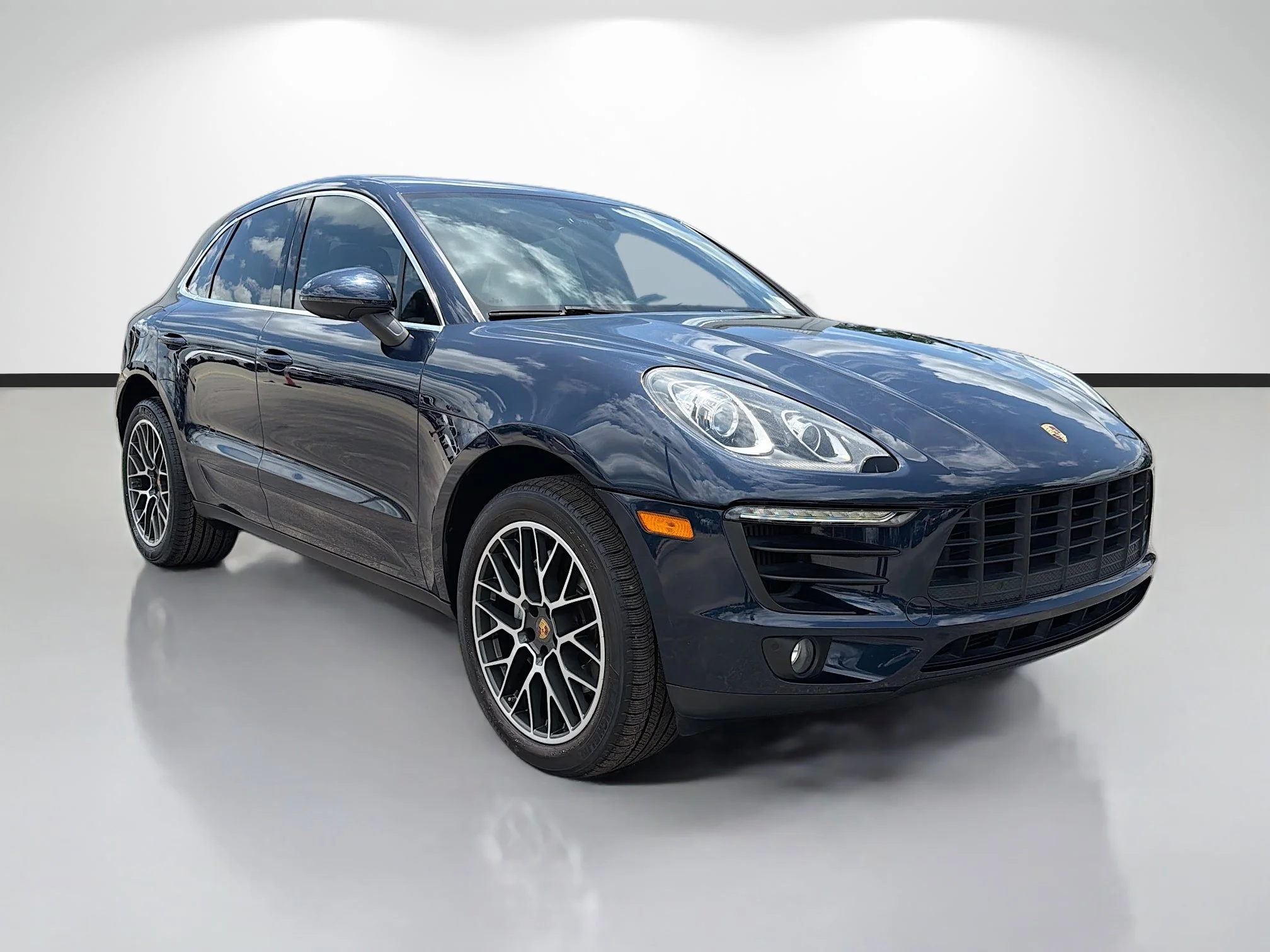 2017 Porsche Macan S's photo