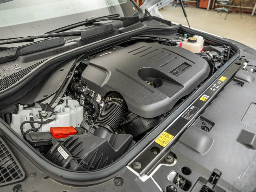 New 2026 Fuji White Land Rover Dynamic SE image 37