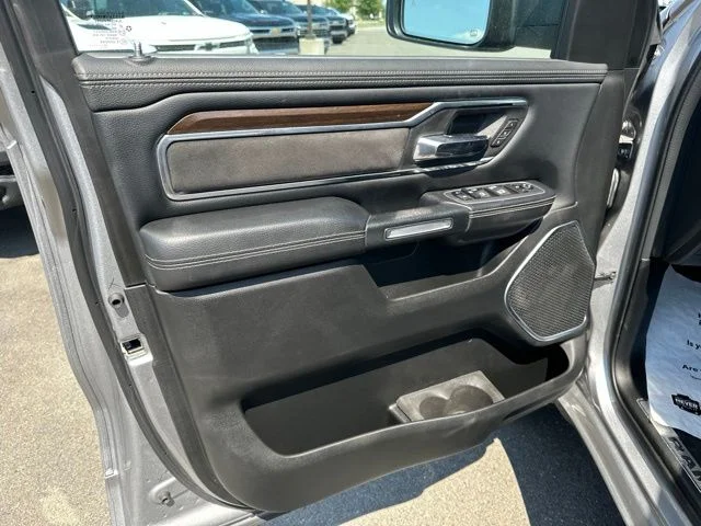 Used 2022 Silver Ram Laramie image 14