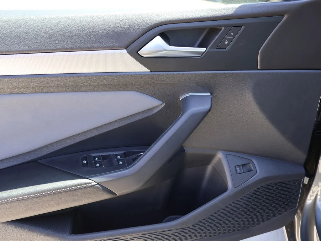 New 2026 Gray Volkswagen 1.5T SE image 40
