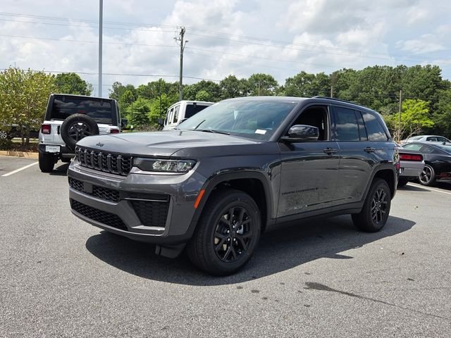 New 2026 Baltic Gray Metallic Clear-Coat Exterior Paint Jeep Altitude image 3