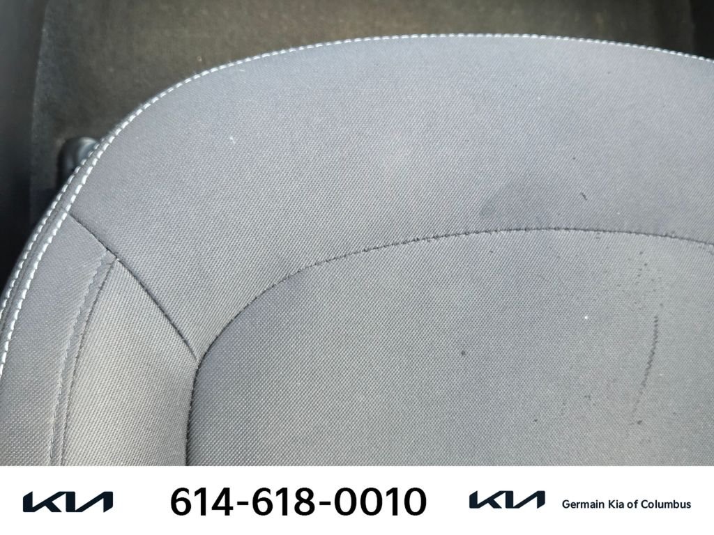 Used 2016 Green Kia Base image 26