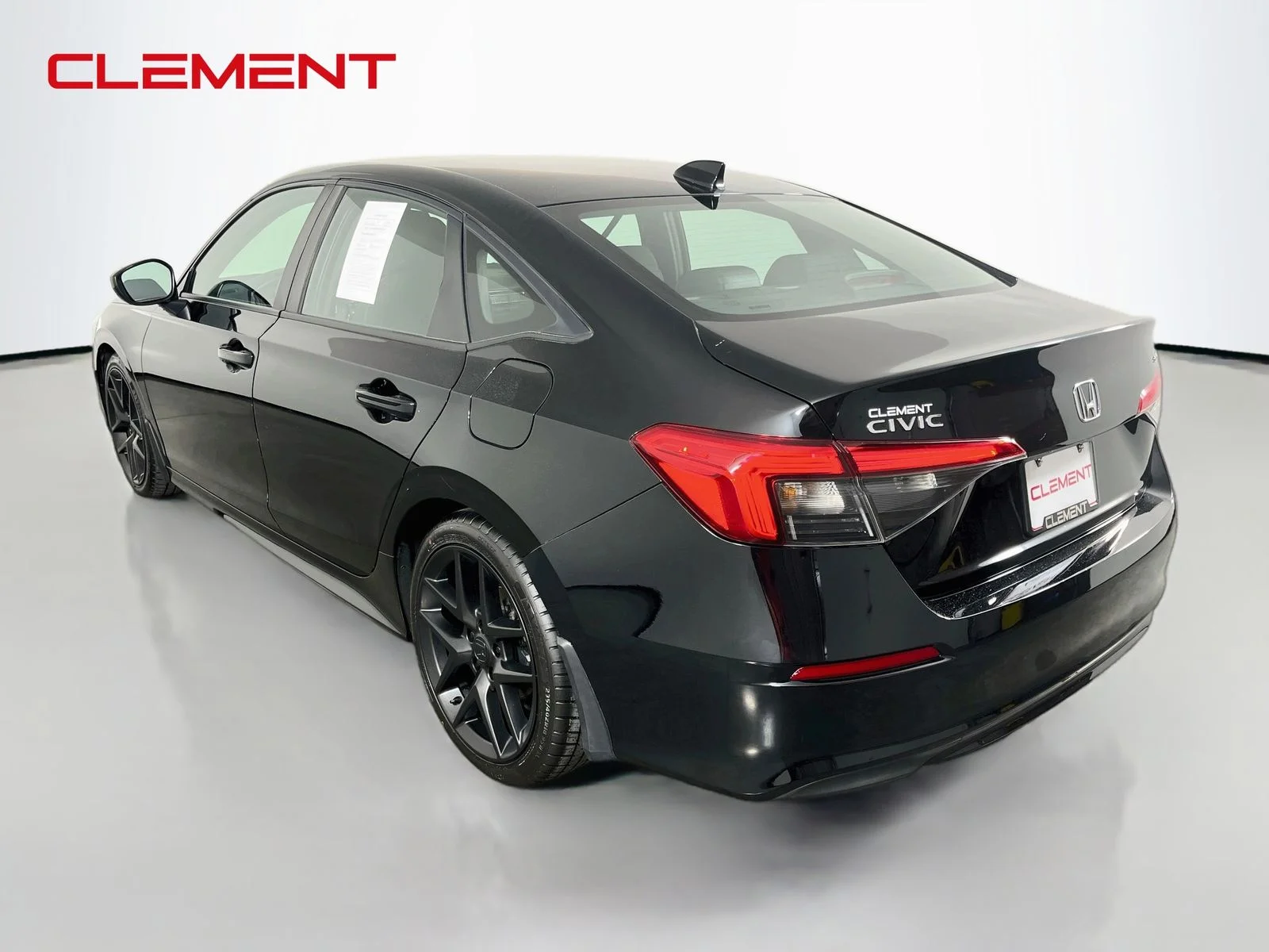 Used 2024  Honda Sport image 9