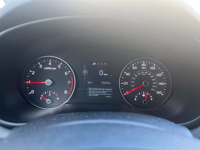 Used 2019 White Kia LX image 12