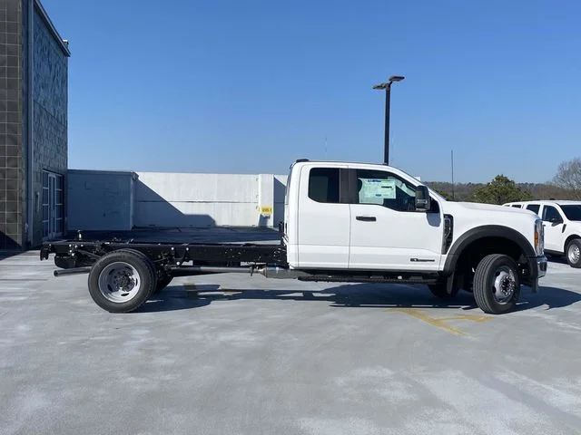 New 2026 Oxford White Ford XL image 2